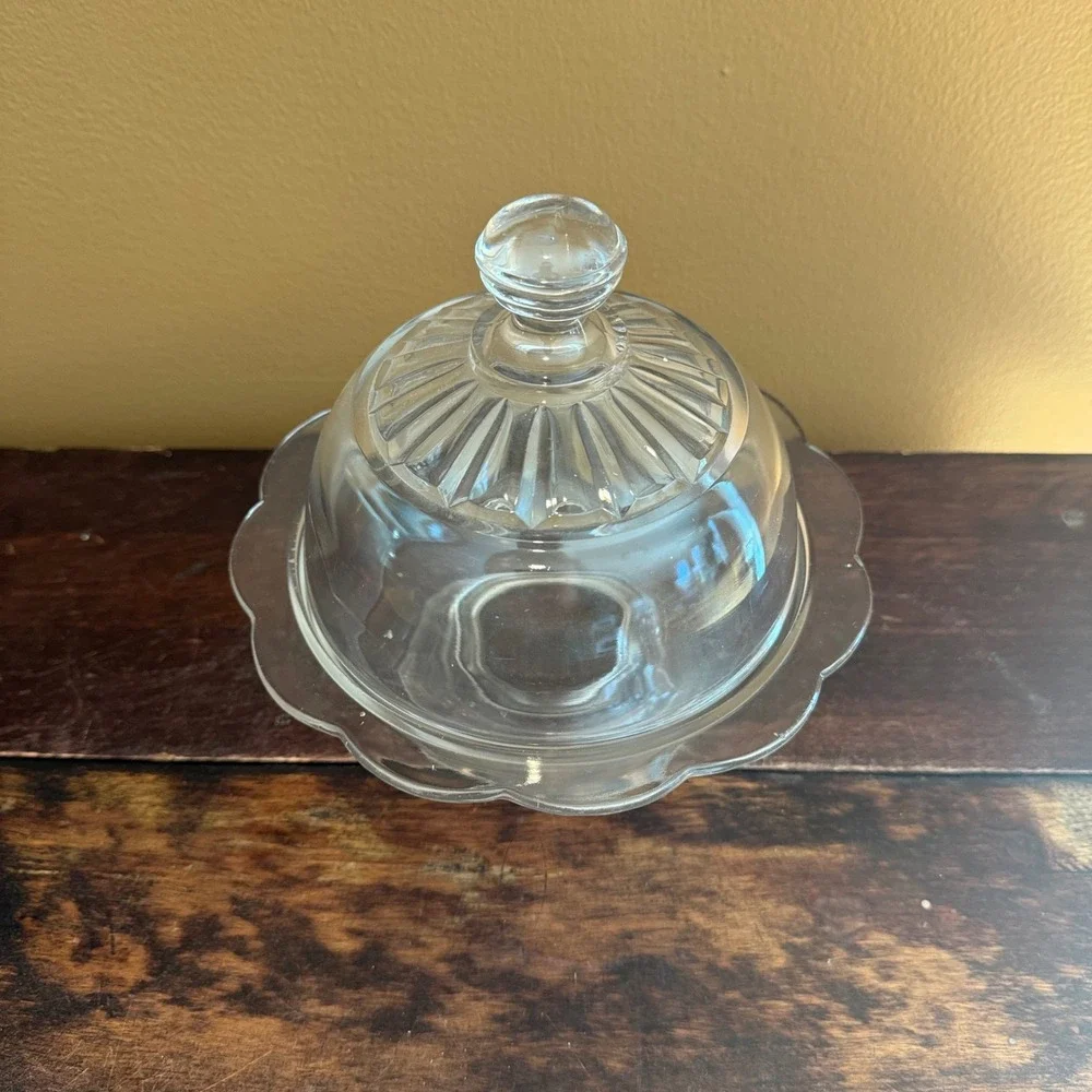 Vintage Clear Glass Dessert Butter Dish Cover with Scalloped‎ Edge and Lid